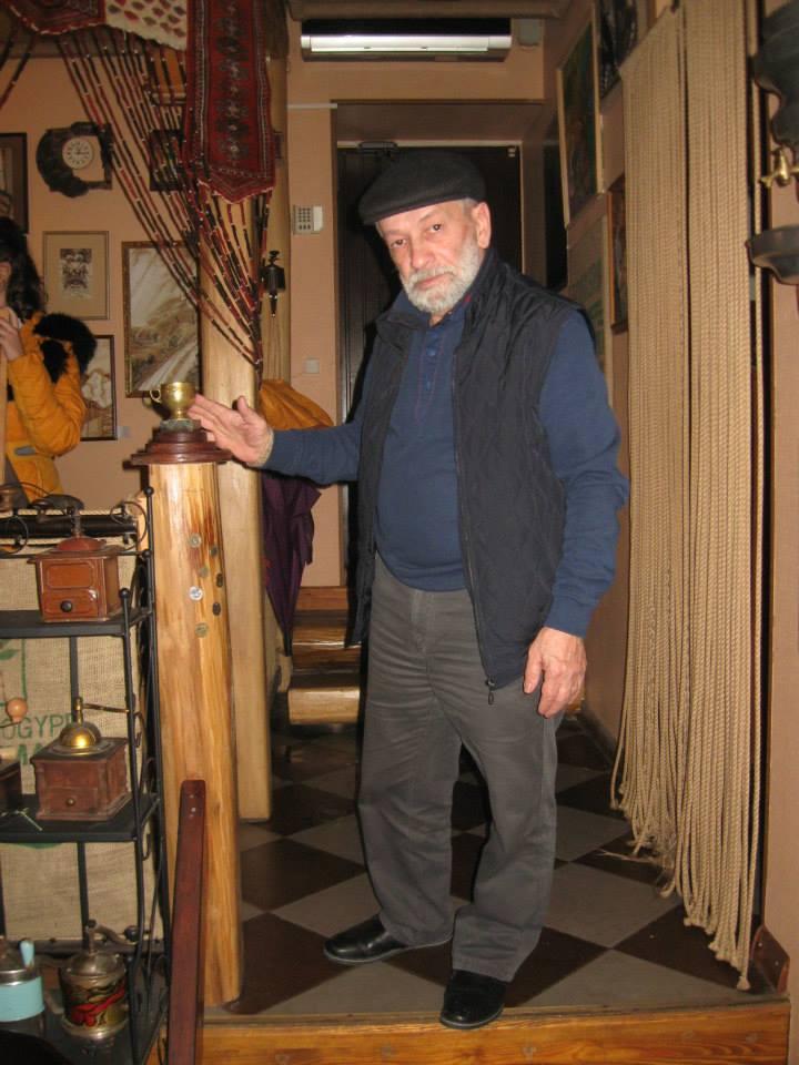 Керамист и художник из Баку (Азербайджан)