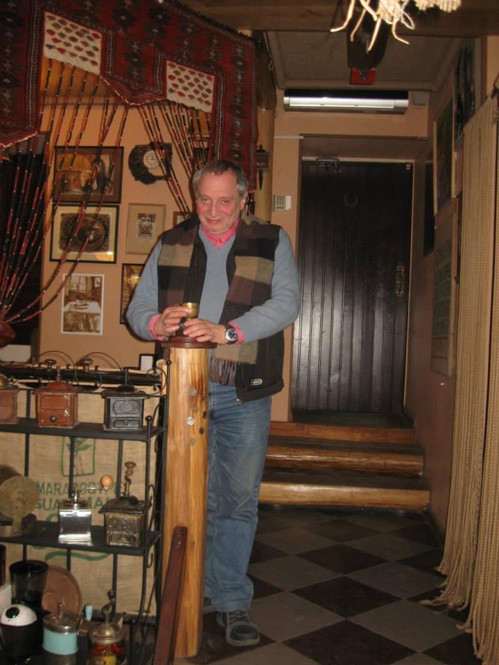 Желание - достроить театр.Юрий Хармелин.(Театр - студия с улицы Роз, театральный лицей)
